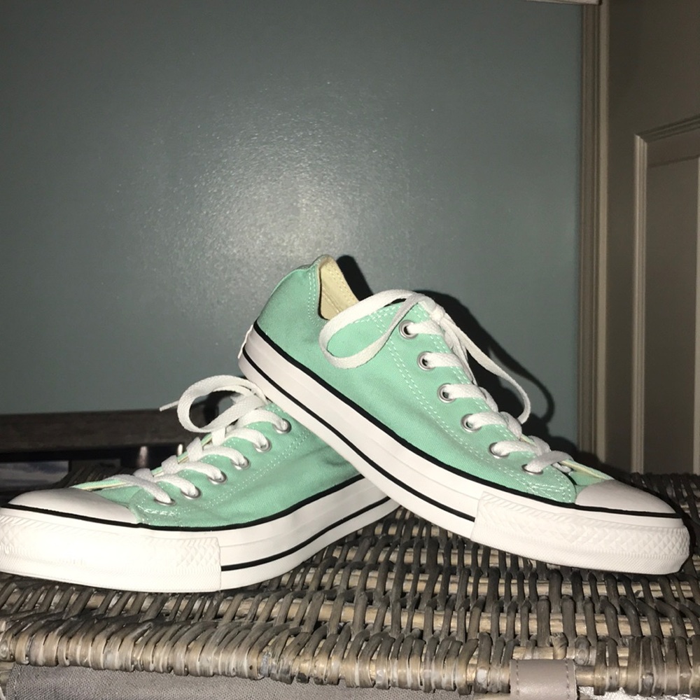 Mint Low-top converse